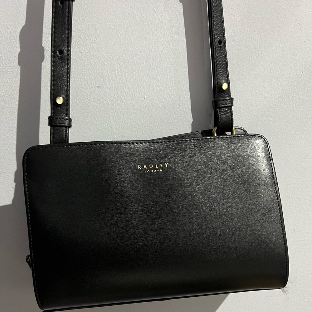 RADLEY LONDON Black Leather Crossbody Bag - Picture 3 of 10